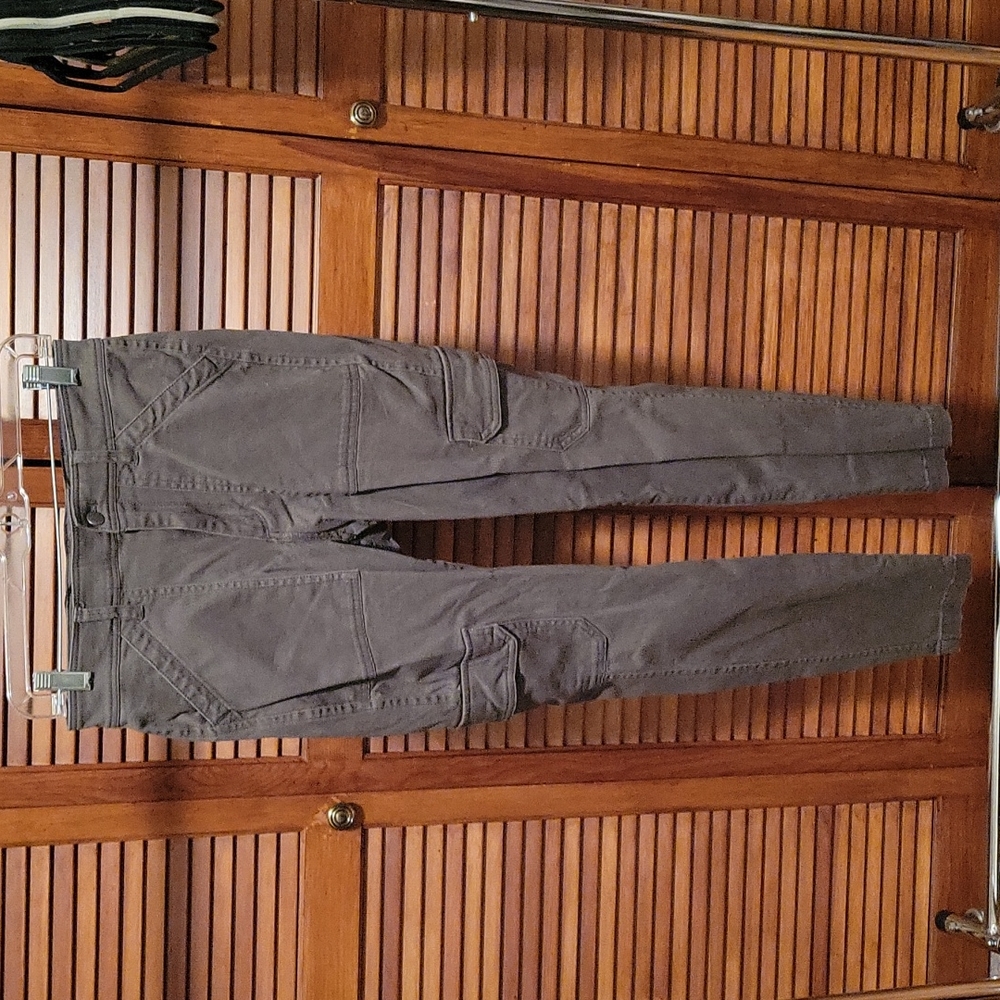 Gap High Rise Universal Legging